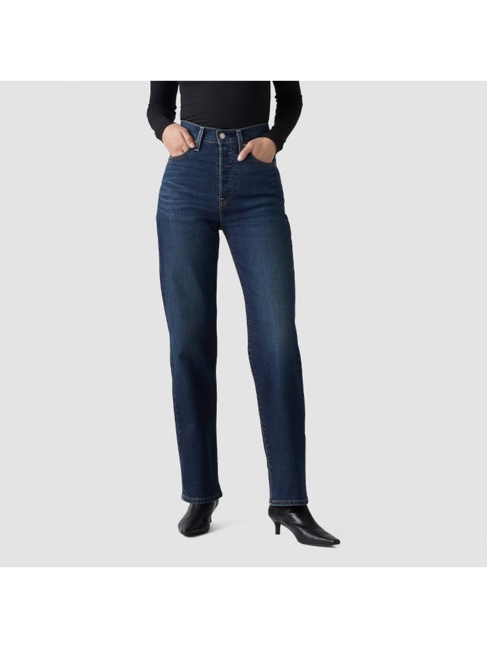 Levi's Women’s Classic Ribcage Straight Jeans - Picture 11 of 11